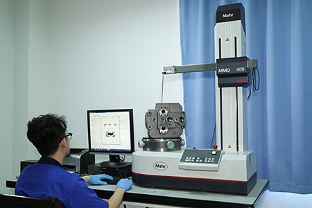 Mahr cylindricity measuring instrument